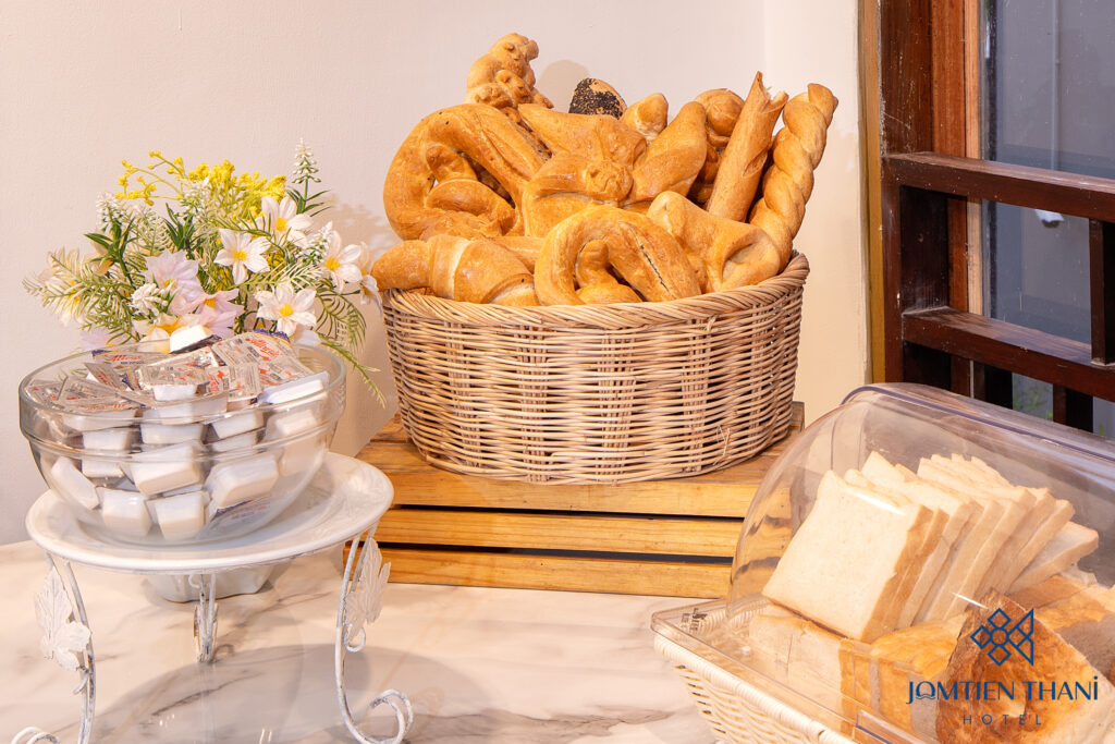 Jomtien Thani Hotel, Chonburi – Official Site : Restaurant