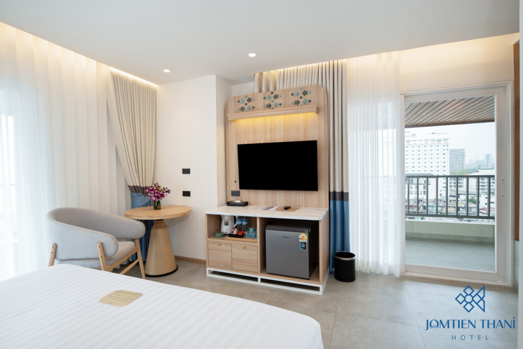 Jomtien Thani Hotel, Chonburi – Official Site : Deluxe Corner