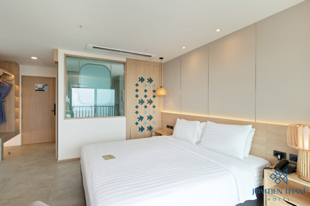 Jomtien Thani Hotel, Chonburi – Official Site : Deluxe Corner