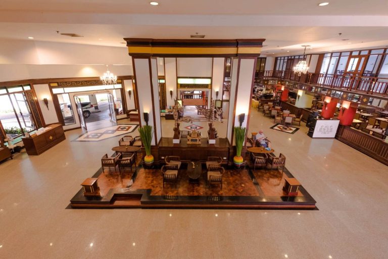 Jomtien Thani Hotel : Lobby
