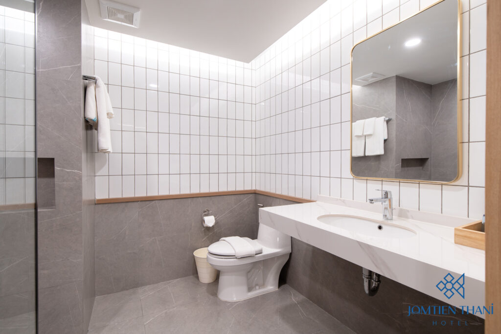 Jomtien Thani Hotel, Chonburi – Official Site : Deluxe Sea View