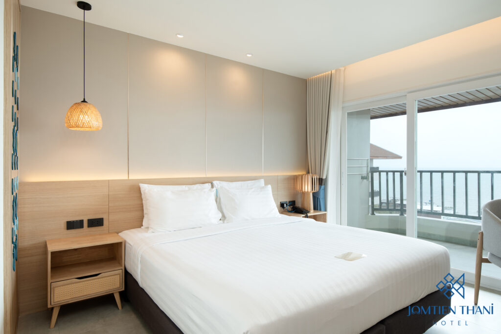 Jomtien Thani Hotel, Chonburi – Official Site : Deluxe Sea View