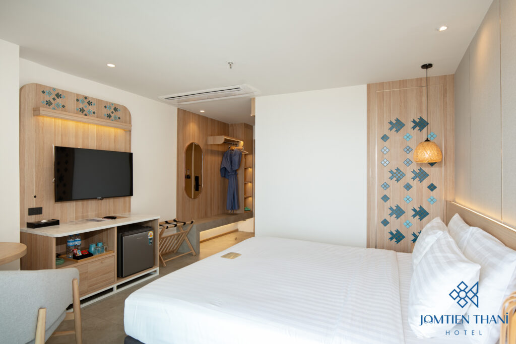Jomtien Thani Hotel, Chonburi – Official Site : Deluxe Sea View
