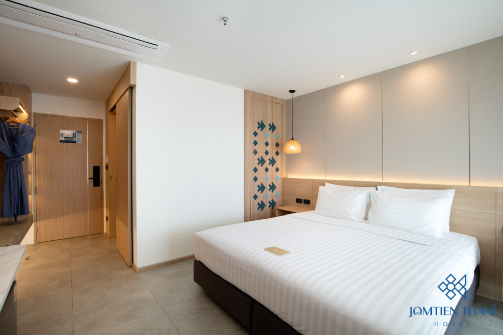 Jomtien Thani Hotel, Chonburi – Official Site : Deluxe Sea View